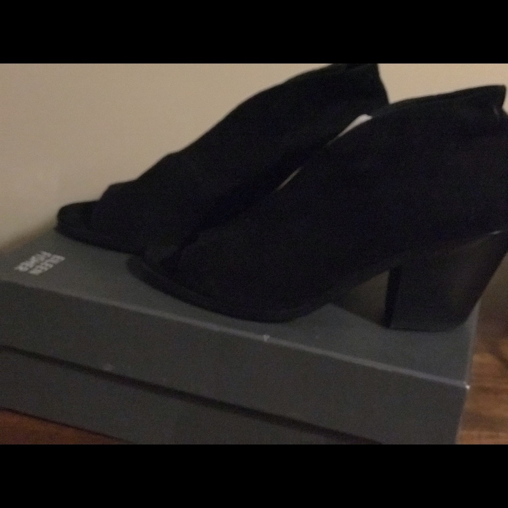 Eileen Fisher Nubuck booties worn once.